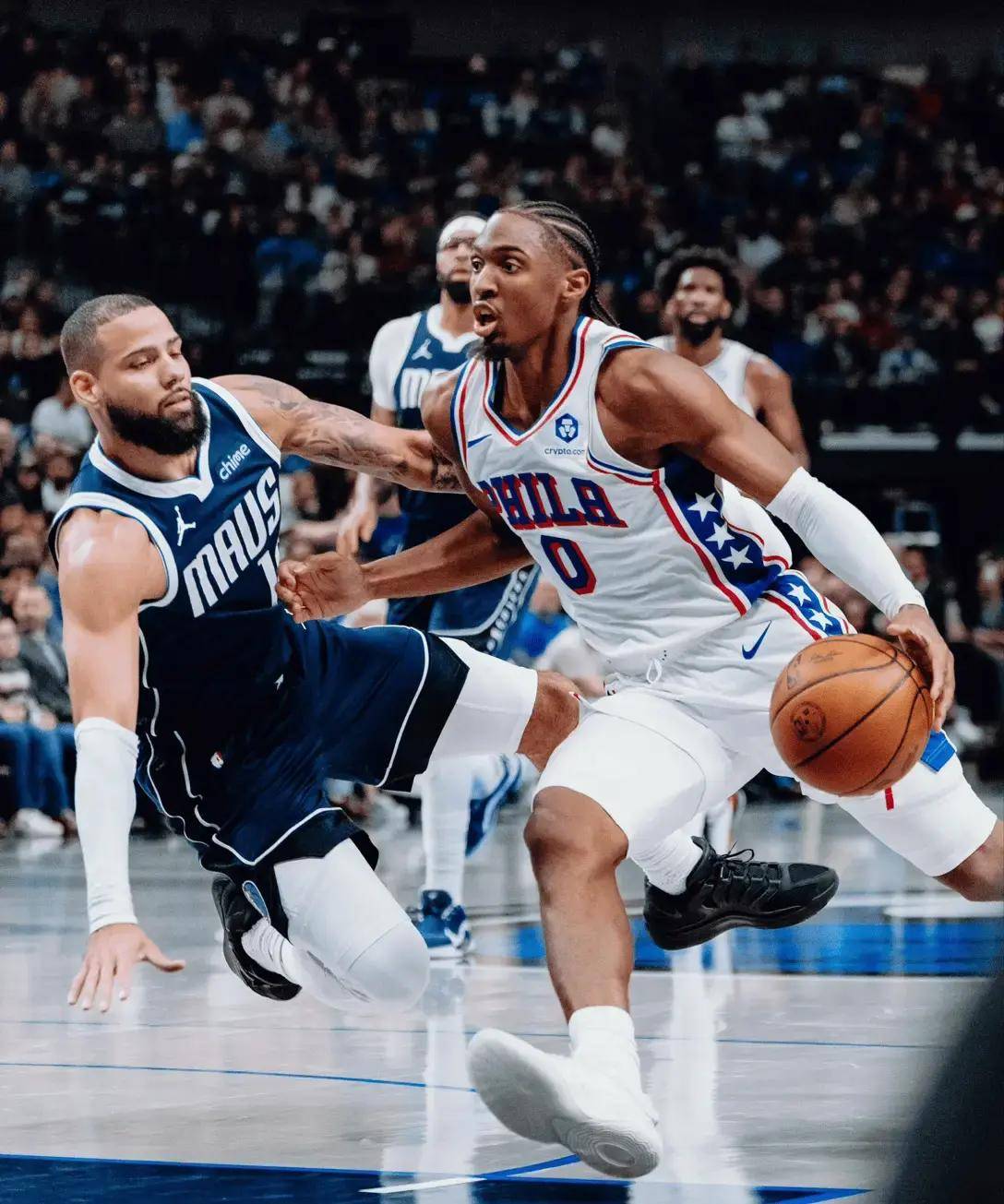 包含太狠了！西亚卡姆在独行侠比赛中出色防守塞维利亚远射贴柱备战意大利杯，费城76人队长鼓劲备战中超的词条